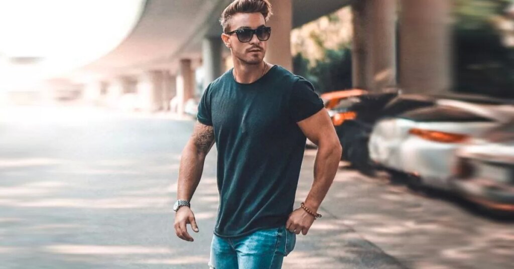 Tricouri-barbati-pentru-tinute-casual-sport-si-elegante.jpg